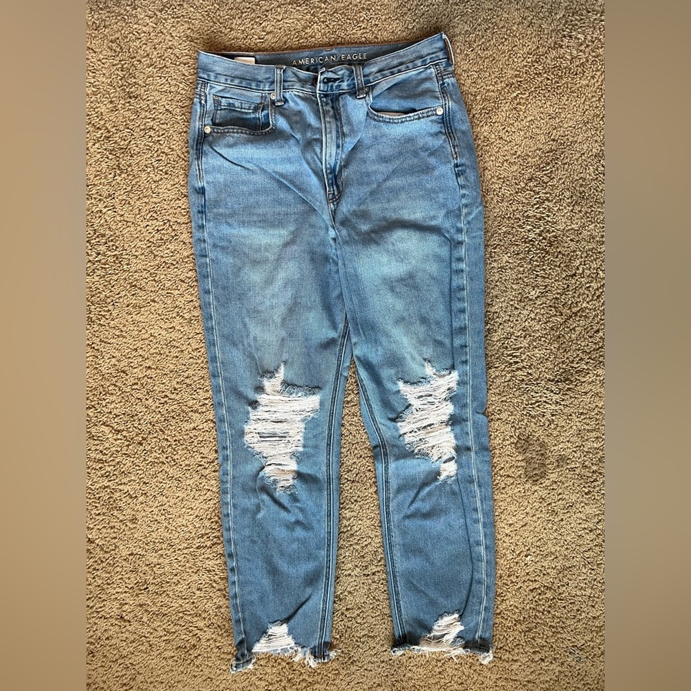 American Eagle High Rise Ripped Mom Jeans